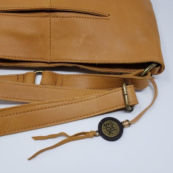 The Sak Heritage Leather Crossbody Bag - Picture 8 of 12